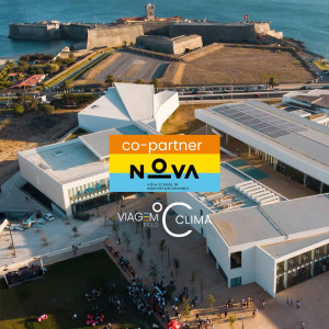 Hoje apresentamos a @nova_sbe como co-partner da Viagem pelo Clima! Com 40 anos de histria, a Nova SBE  o lugar onde a segurana dos livros encontra a coragem do laboratrio, mas tambm um lugar comprometido com o seu papel em prol de um futuro melhor e